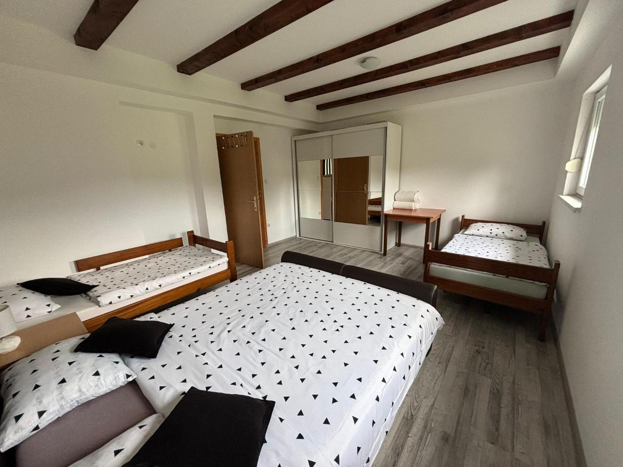 Conjar Villa Saborsko Ngoại thất bức ảnh