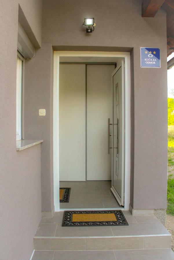Conjar Villa Saborsko Ngoại thất bức ảnh